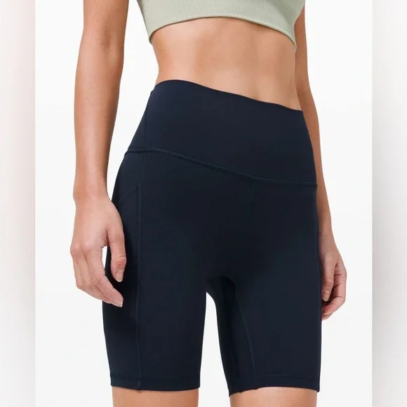 NWOT Lululemon Align High Rise Short with Pockets