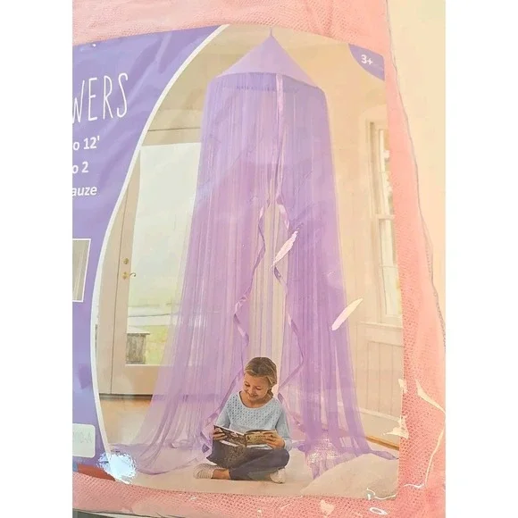 Enchanted soft and dreamy canopied bower - Hearthsong - New - Pink