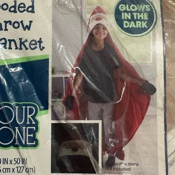 Santa Hooded Blanket NEW Glow in the Dark Lids Christmas Red