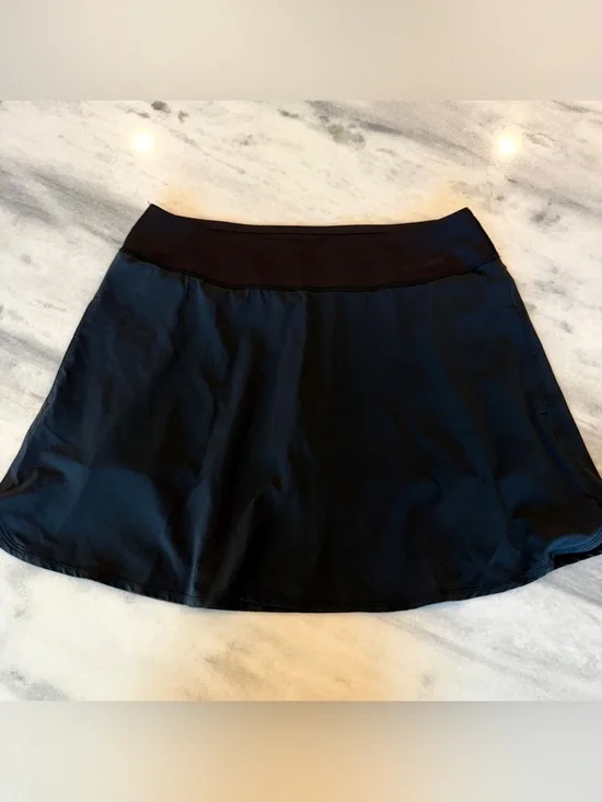 Puma Women’s Black Golf Athletic Skirt Skort Built in Shorts Tennis Size Large