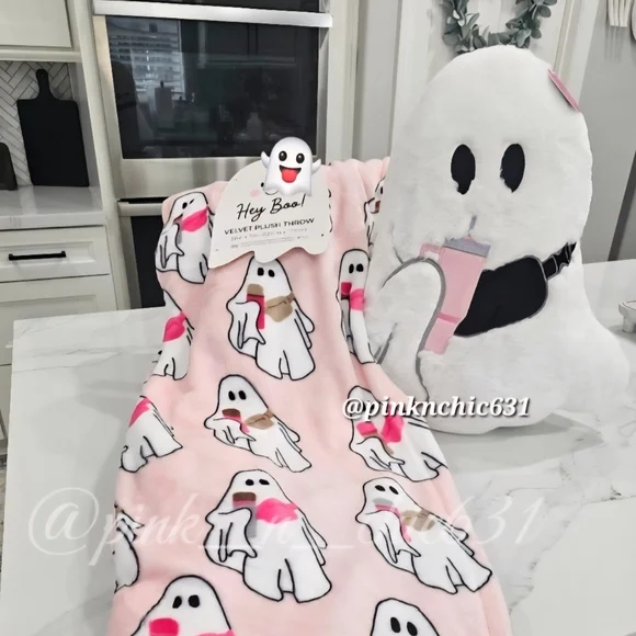 Hey Boo Pink Plush Ghost Throw Blanket Stanley Tumbler Pillow Crossbody Purse