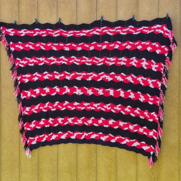 Handmade Apache Tears Crochet Lapghan Blanket 50x64in Tassels