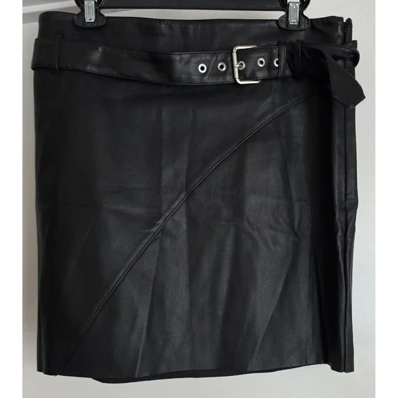 NWT‎ Express Women's Mini Skirt Size 12 Black Faux Leather Biker Moto