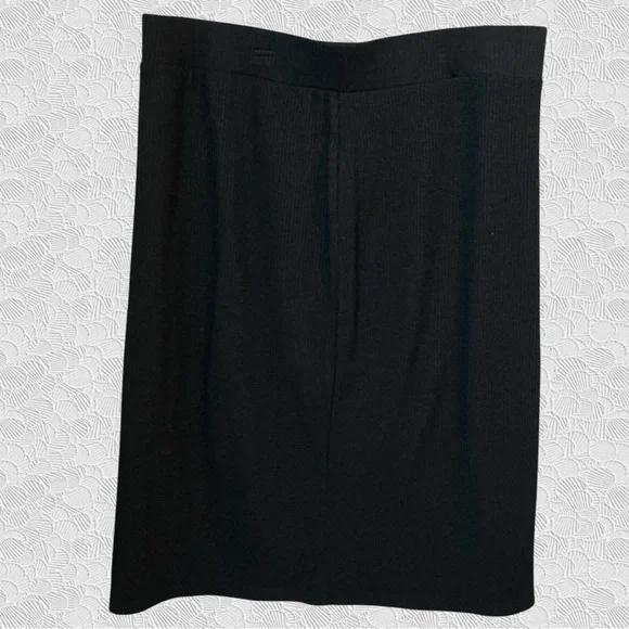 🌺TIME & TRU RIBBED MIDI SKIRT-BLACK