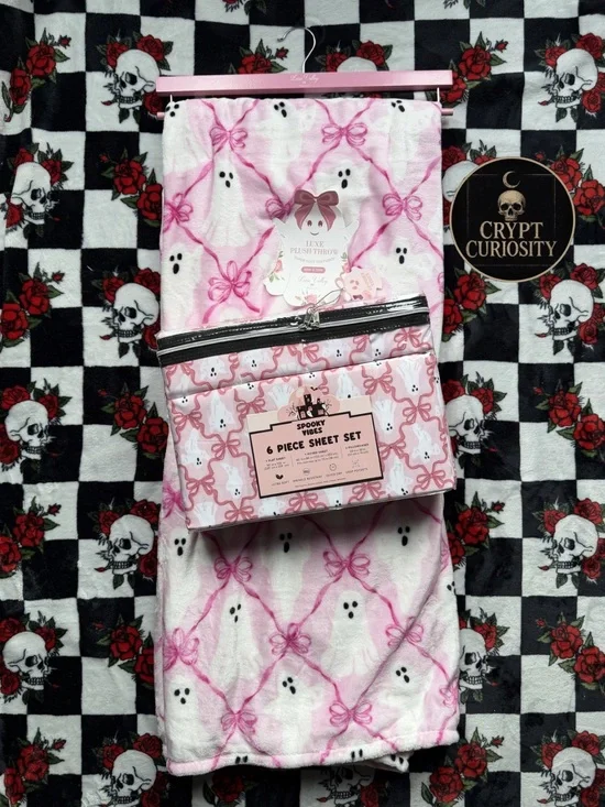 BRAND NEW HALLOWEEN COQUETTE PINK GHOST & BOWS QUEEN BED SHEET & PLUSH BLANKET
