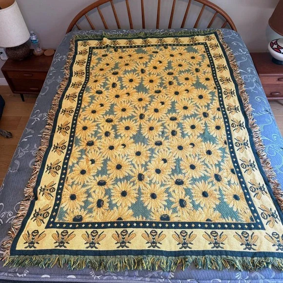 Vintage Woven Sunflower & Bee Fringe Home Decor Reversible Throw - 70x51 in Boho