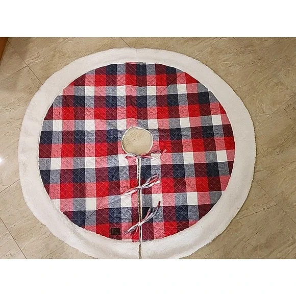 UGG Camper Plaid Tree Skirt Red/Grey Checkered Quilted Cotton & Sherpa Christmas