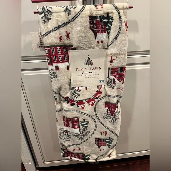 Fur & Fawn Christmas Throw Blanket - Red and Cream Train