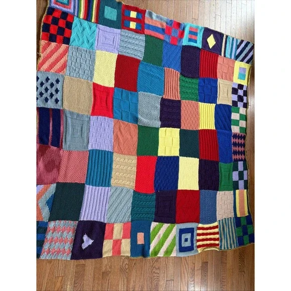 HANDMADE CROCHET GRANNY SQUARE AFGHAN/ THROW 74
