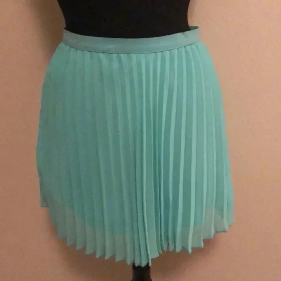Bongo‎ Pleated Skirt