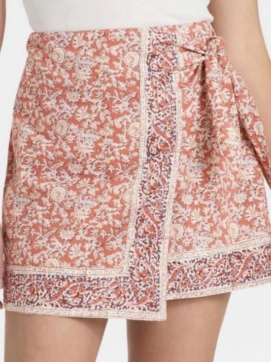Universal Thread Coral Printed Mini Skirt