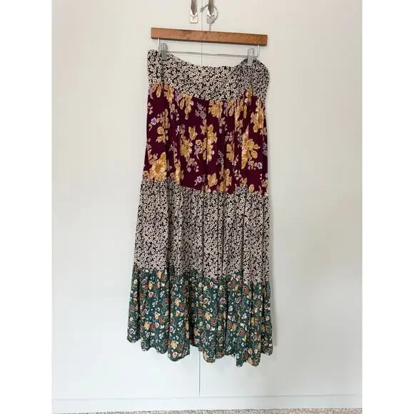 NATURAL LIFE Hanna Convertible Maxi Skirt in Mixed Floral Print