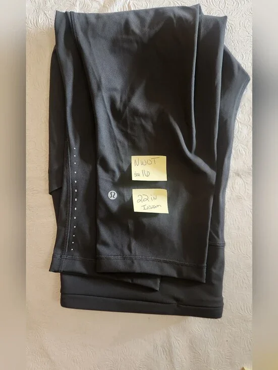 New Without Tags Lululemon Charcoal Gray  Leggings with Logo