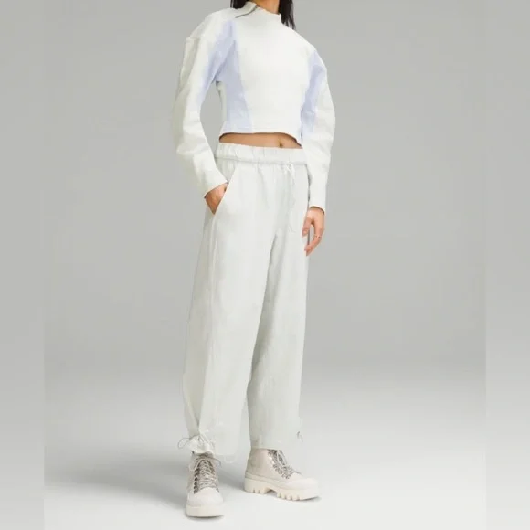 Lululemon Ribbed Luxtreme Wide-Sleeve Pullover Size 4