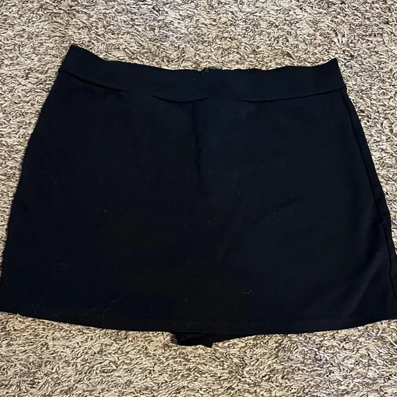 Blue Blush Black Mini Skort a
