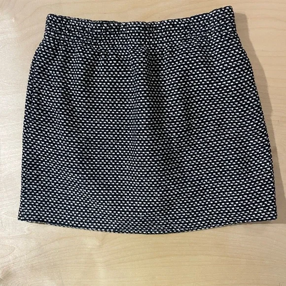 J. Crew Black and White Textured Mini Skirt 10 (E)