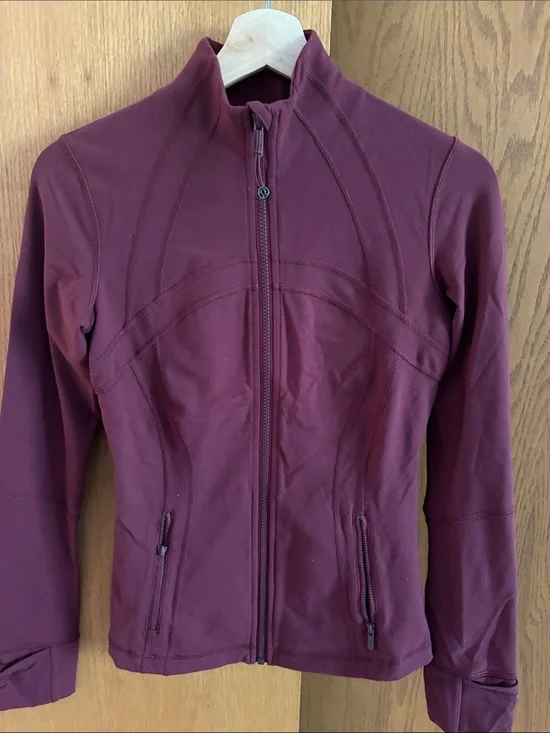 lululemon athletica Women's Deep Burgundy Full-Zip Utility Jacket LUON