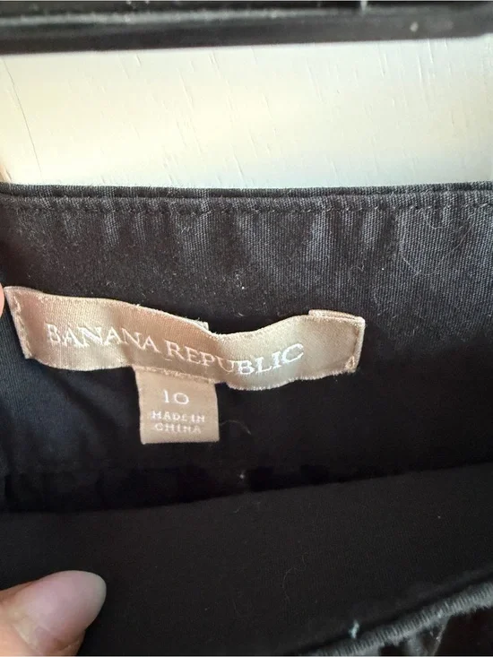 Banana Republic Black Mini Skirt with Gathered Waist