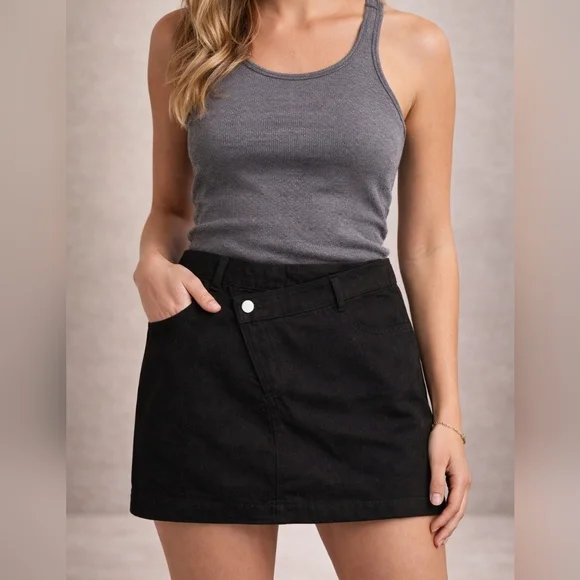 Better Be Black Mini Skirt Size M Stretch Cotton Spandex Casual Fitted Pocket.
