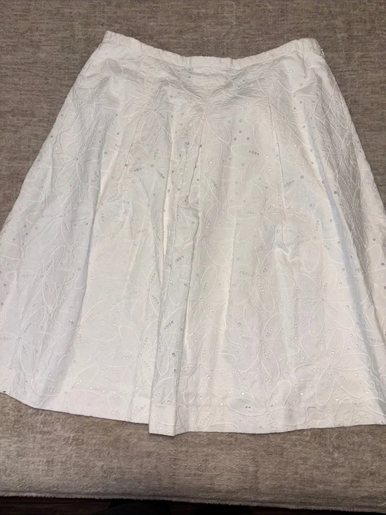 MWT 10 Talbots white eyelet skirt New midi lined