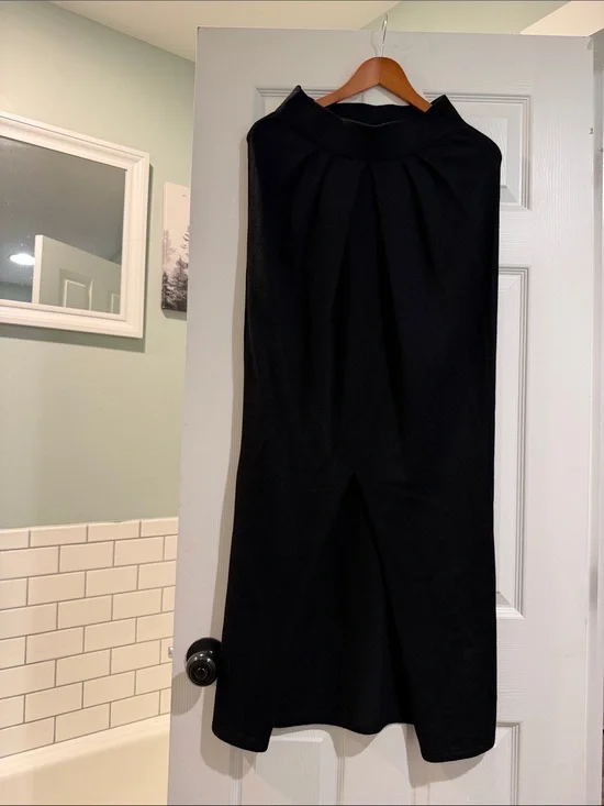 St. John  by Marie Gray Black Pleated Long Skirt