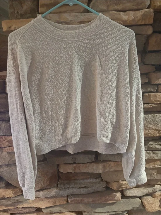lululemon athletica light beige textured waffle sweatshirt