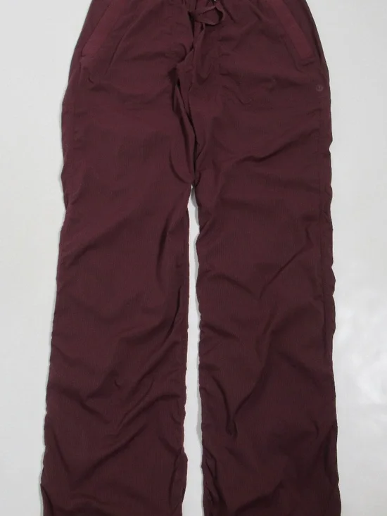 Lululemon Women's Dance Studio Mid-Rise Pant *Regular Garnet Size 4