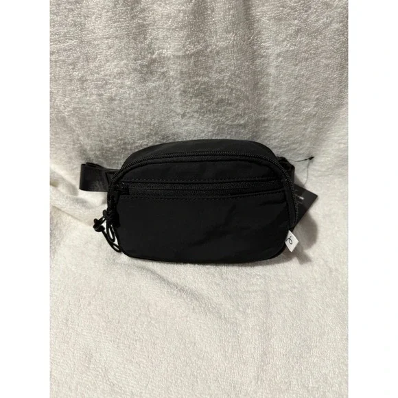 Art Class Girls Fanny Pack Black Waist Bag Belt Bag Adjustable Strap NWT