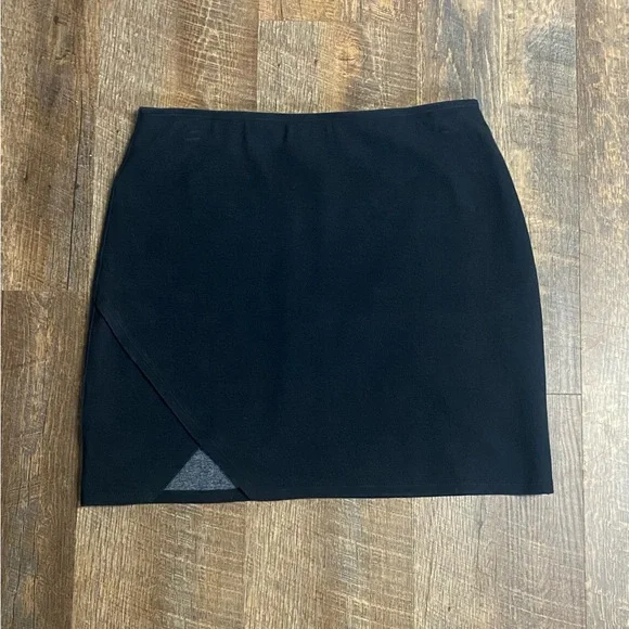 Abercrombie & Fitch Black Mini Skirt