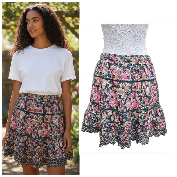 Jennifer & Grace Boho Floral Tiered Mini Skirt Size Medium Peasant Style Lace