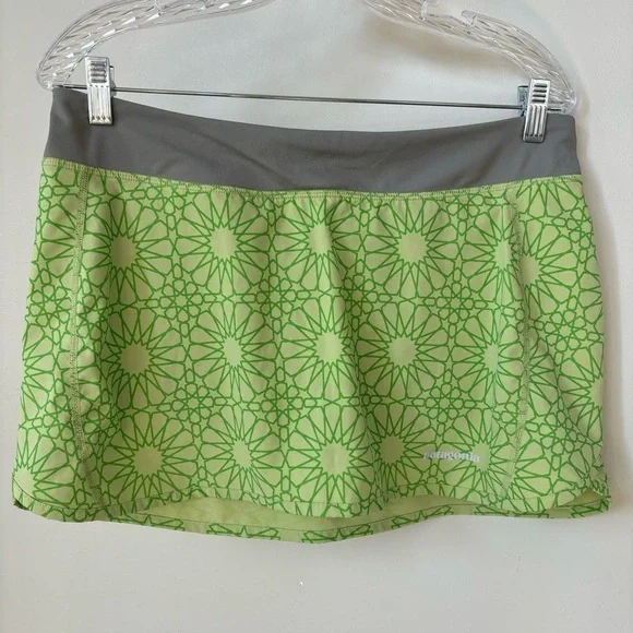 Patagonia green & Gray Skort Size M‎