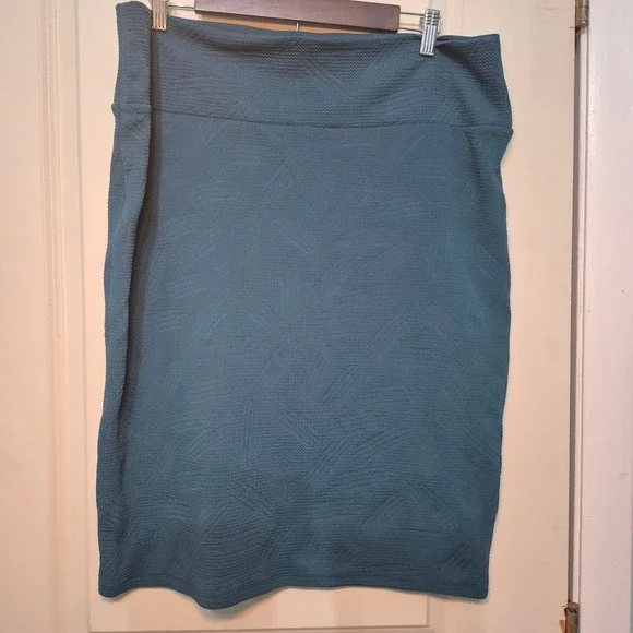 LuLaRoe Cassie Pencil Skirt 3XL Green Textured Geometric Knit Bodycon Stretch