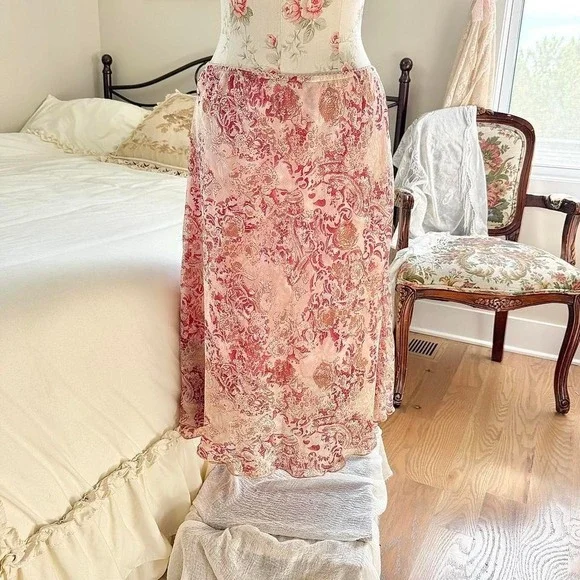 Pink floral midi skirt  Y2K floral midi‎ skirt Notations size xl