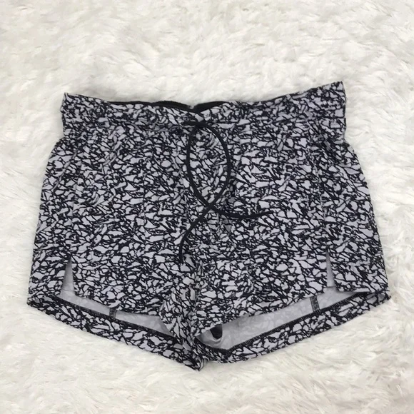 Lululemon Breakaway Short (3