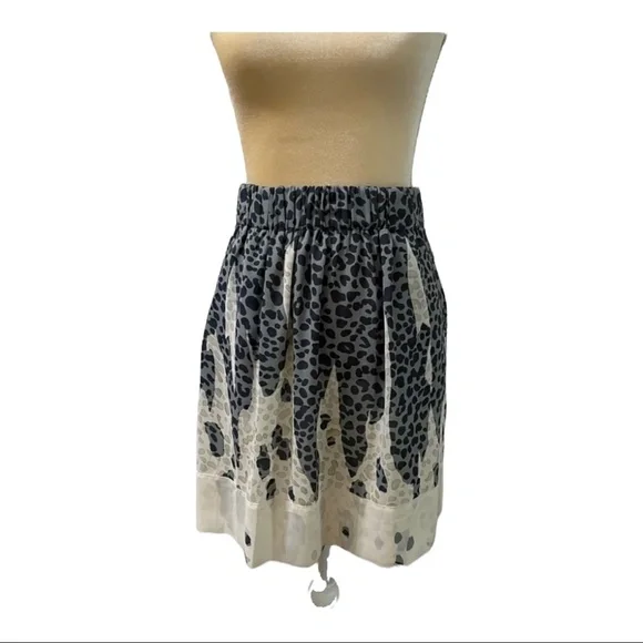 CAbi Skin Print Bella Skirt Style 401 Size‎ Small Animal Print Cream Gray