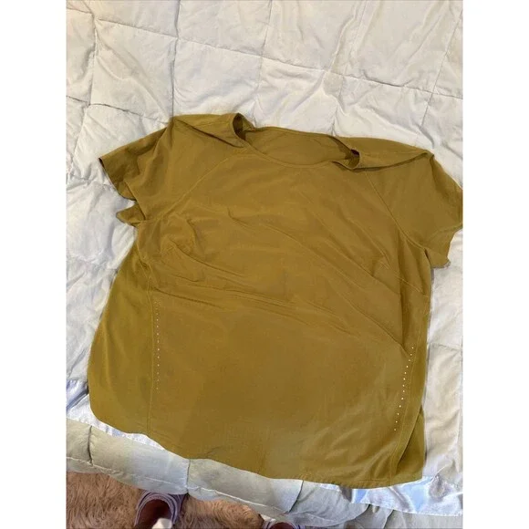 Lululemon Short Sleeve Running Shirt 10/12 LW3FFZS Chartreuse Summer Tennis