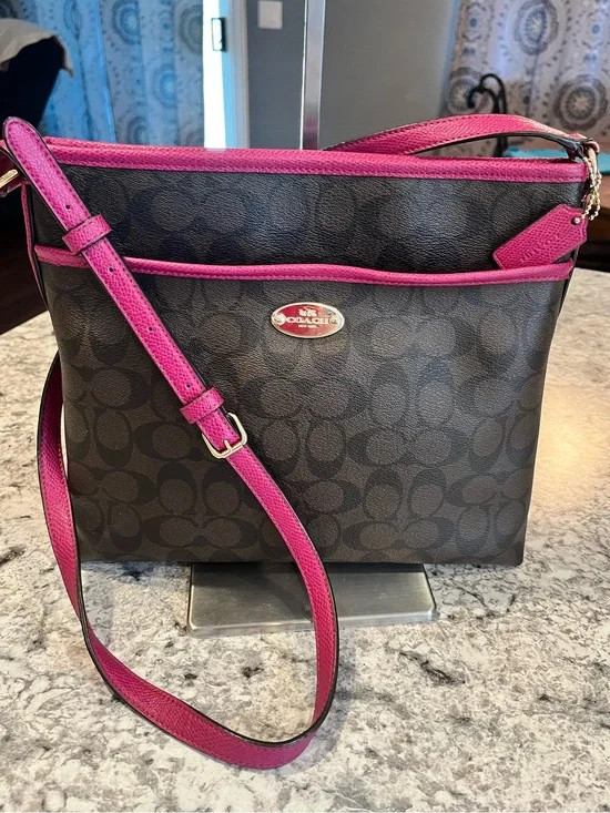 Coach Signature File Crossbody Bag