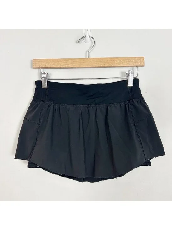 Lululemon Final Lap Skirt Skort Black Size 4 Women's