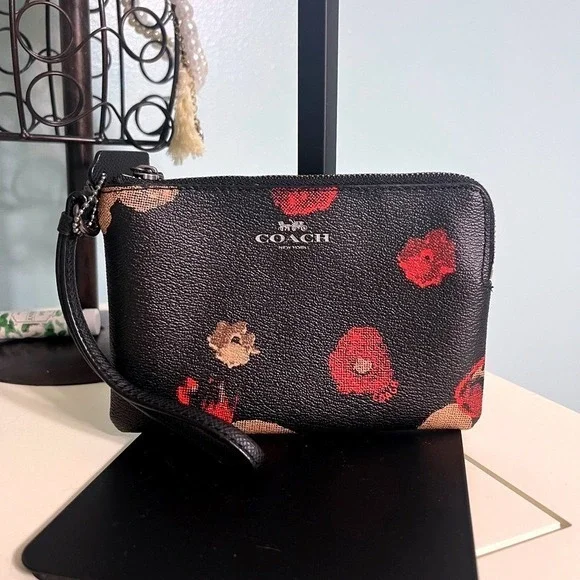 Coach Black Red Poppy Floral‎ Print Crossgrain Leather Small Wristlet Bag