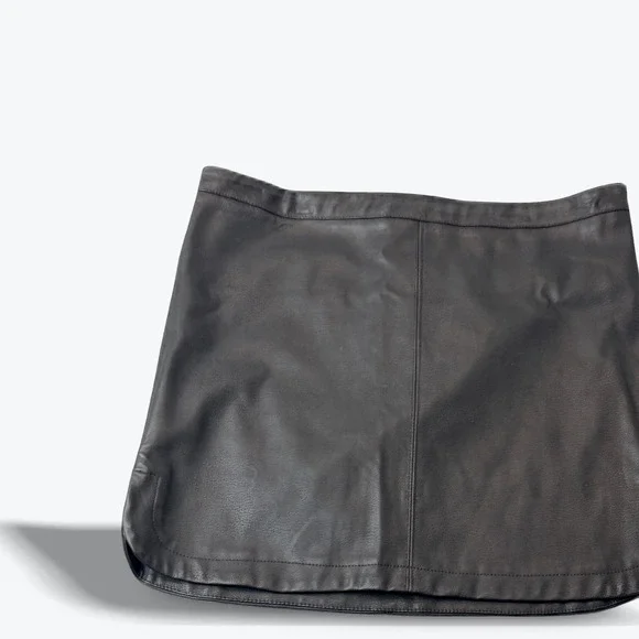 DAVID LERNER Faux Leather Mini Skirt Zipper Detail XS Grunge Punk‎