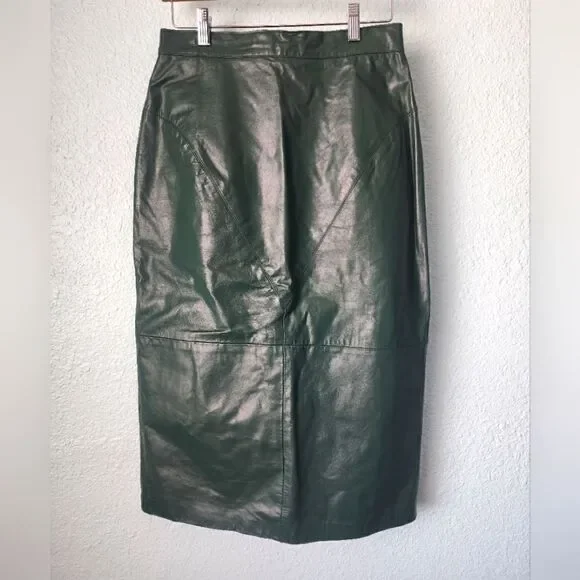 GIII LEATHER skirt lined zip up slit buttons excellent condition