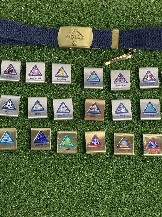 VTG Boy Scout Blue Belt w/ 23 Merit Badges Slides Solid Brass Buckle Made in USA