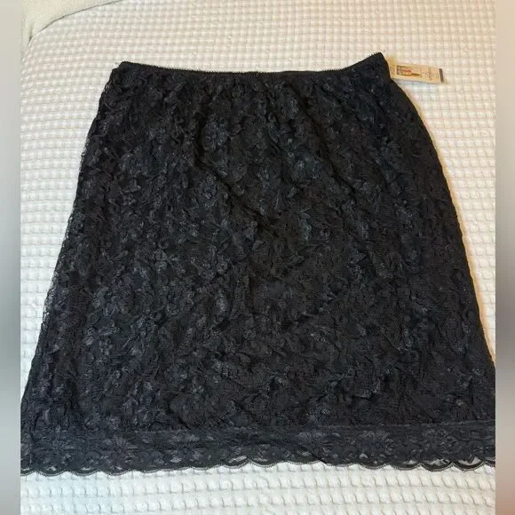 Vintage new old stock Kathy Ireland black lace skirt size X