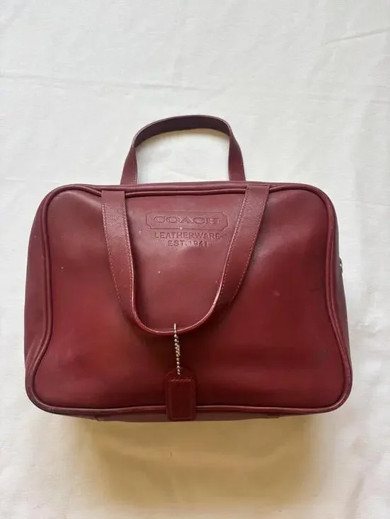 vintage Coach burgundy leather travel makeup bag