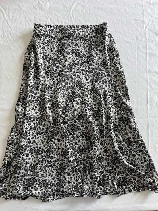 Leopard Print A-Line Midi Skirt - Black & White