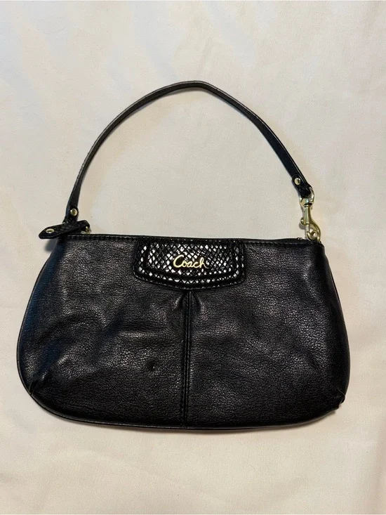 Coach Black Pebbled Leather Convertible Clutch Shoulder Bag Ashley