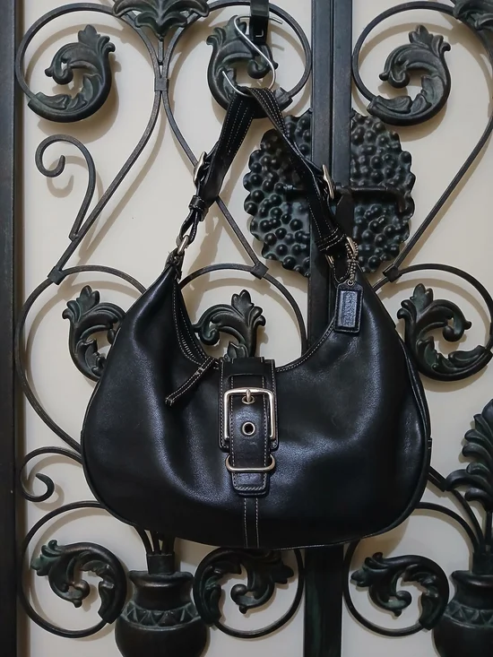 Vintage Coach Y2K Hampton Leather/Buckle HOBO Shoulder Bag for Women
