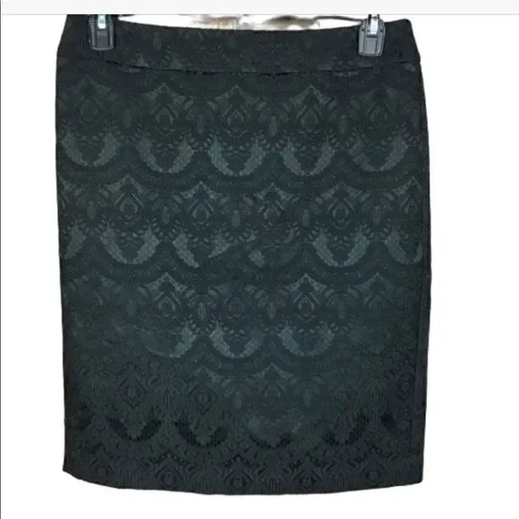Ann Taylor Women’s Pencil Skirt Black Lace Overlay Lined Back Zipper Size 10
