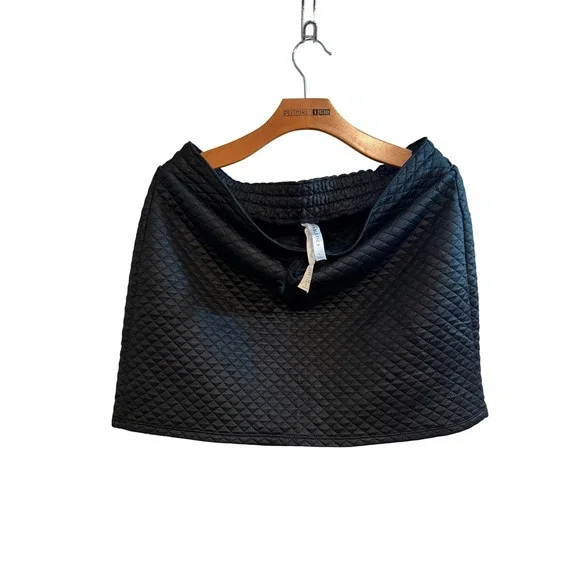 Fabletics Black Quilted Mini Skirt Elastic Waist Sporty Casual Size L