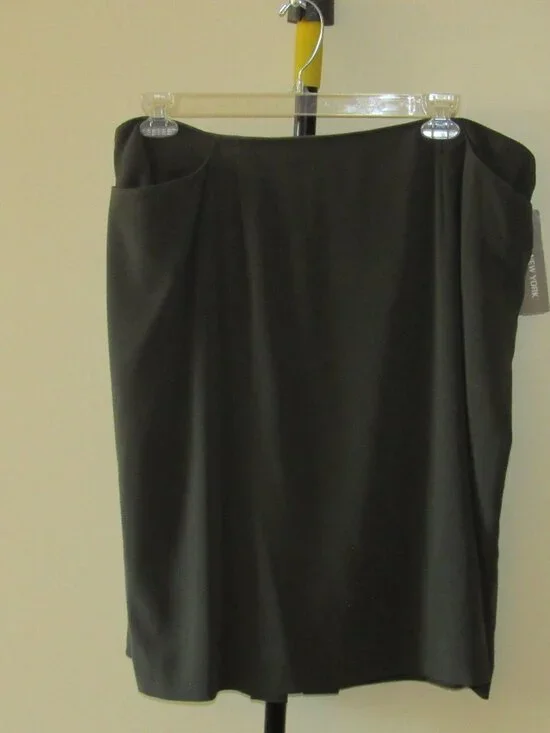 Ladies Skirt, Size 20W, Forest Green
